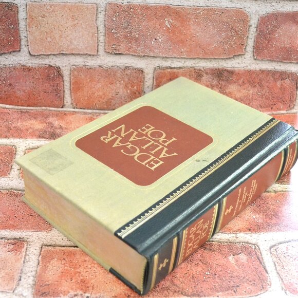 Vintage Book Collection Of Edgar Allan Poe 1985 Hard Cover Gold Edge Pages - Picture 3 of 7